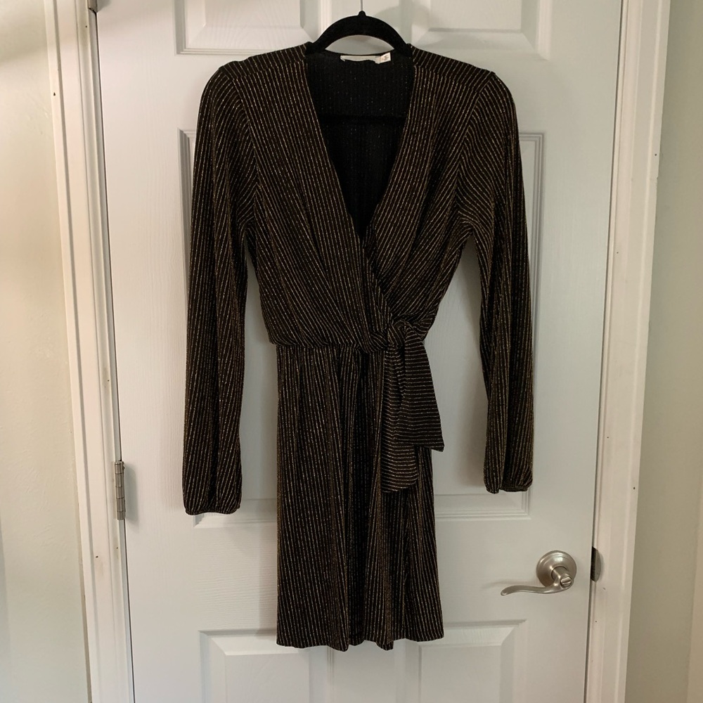 Lush Black w/ Gold Sparkle Detail Wrap Dress